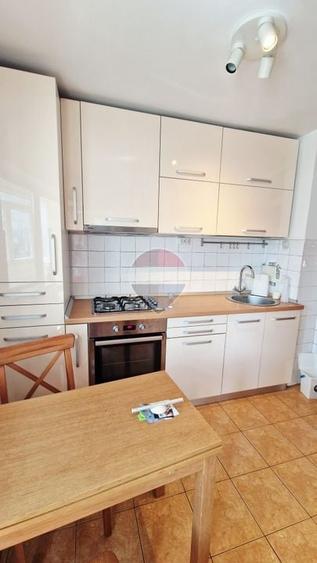 Apartament cu 2 camere decomandat, mobilat în Banu Manta
