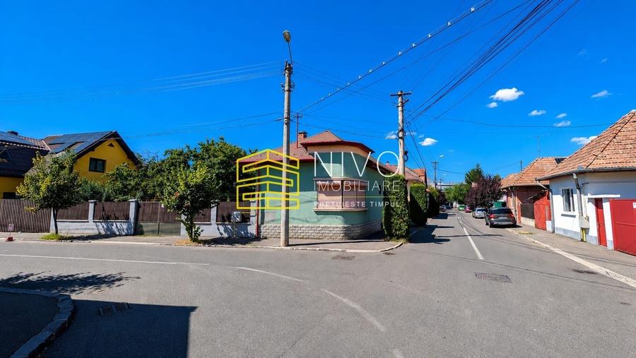 Casă individuală cu 2 camere cu Canalizare în Dâmbu Pietros