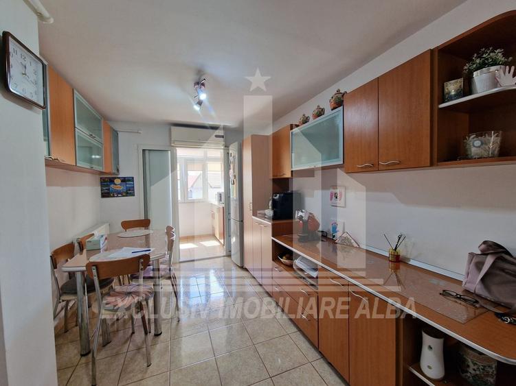 Apartament cu 2 camere decomandat, mobilat în Tolstoi