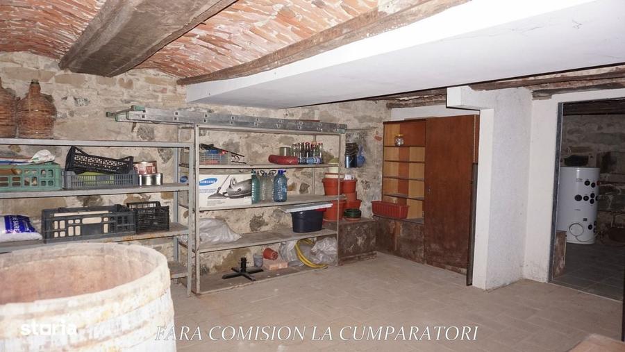 Casă cu 4 camere în Frâncești