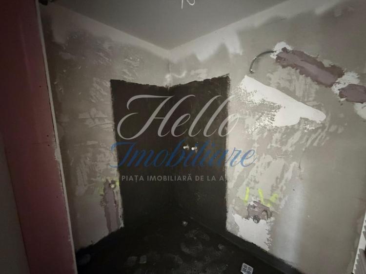 Penthouse cu 3 camere decomandat în Zorilor