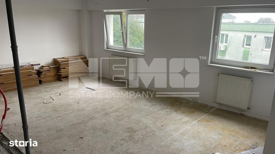 Apartament cu 6 camere în Policlinica