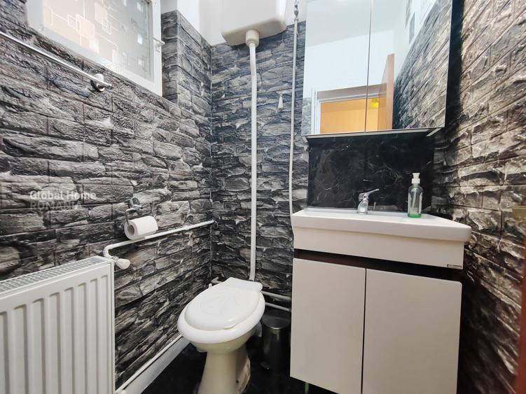 Apartament cu 3 camere decomandat, mobilat în Tineretului