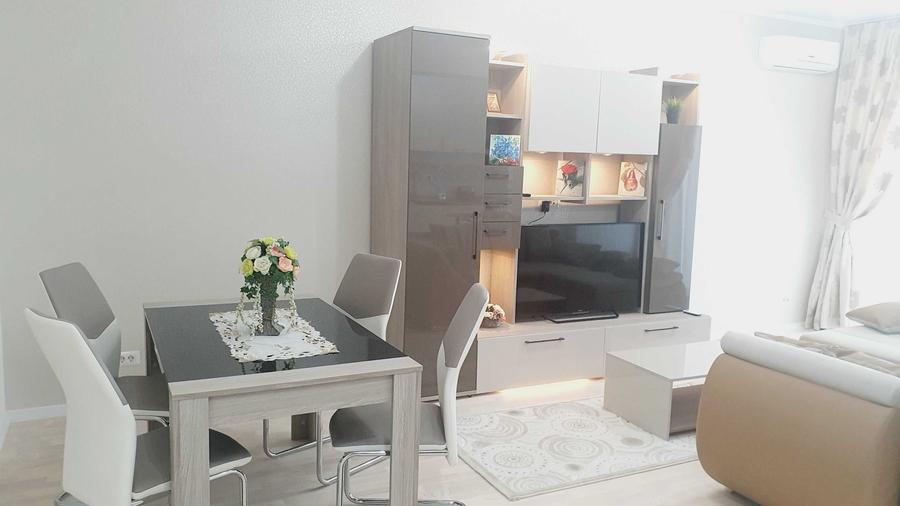 Apartament cu 2 camere decomandat în Nord