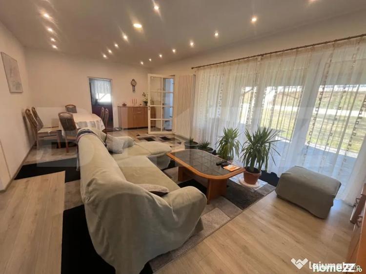 Casă cu 5 camere cu Teren 4400 Mp în Central