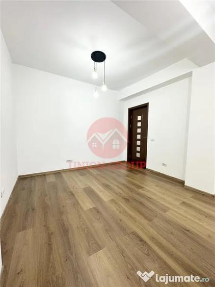 Spațiu comercial, de 60 mp, în Central