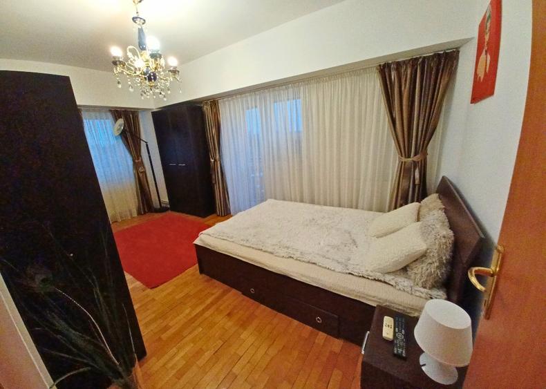 Apartament cu 2 camere decomandat, mobilat în P-ța Unirii