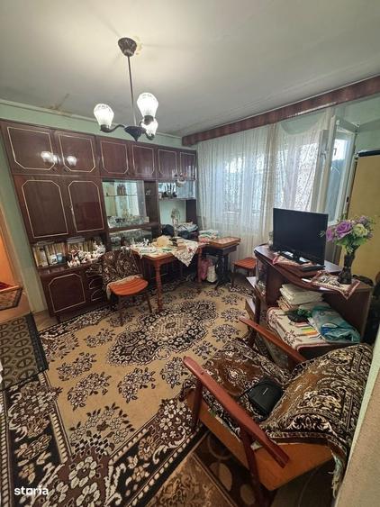 Apartament cu 2 camere semidecomandat în City Park Mall