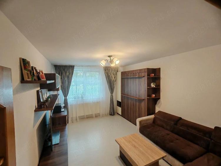 Apartament cu 2 camere decomandat în Trivale