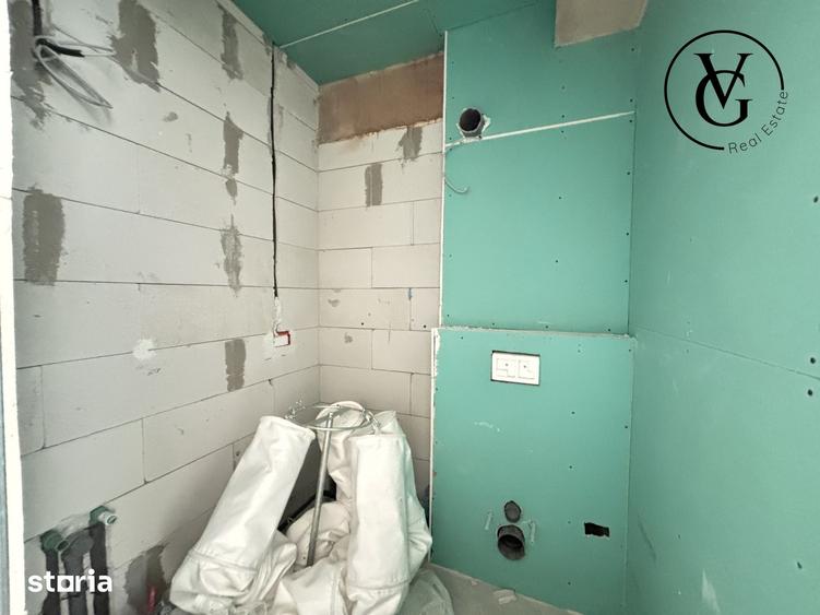 Apartament cu 2 camere semidecomandat în Delfinariu