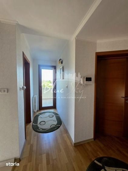 Casă cu 6 camere cu Teren 1642 Mp în Central