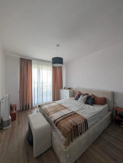 Apartament cu 2 camere semidecomandat în Între Lacuri