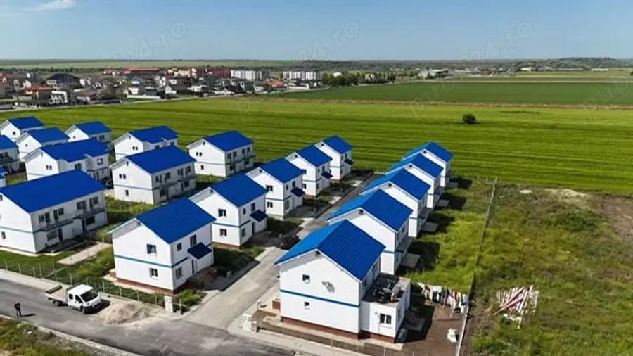 Casă cu 5 camere cu Teren 260 Mp în Cumpăna