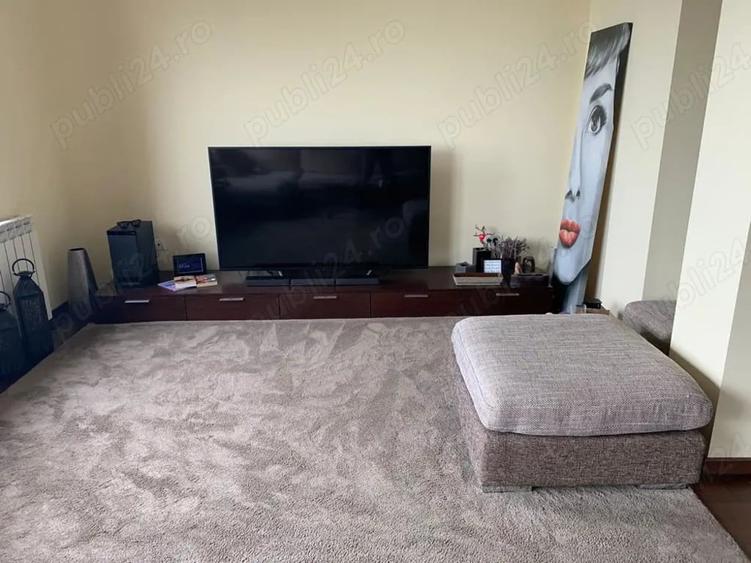Apartament cu 3 camere decomandat în Centrul Istoric