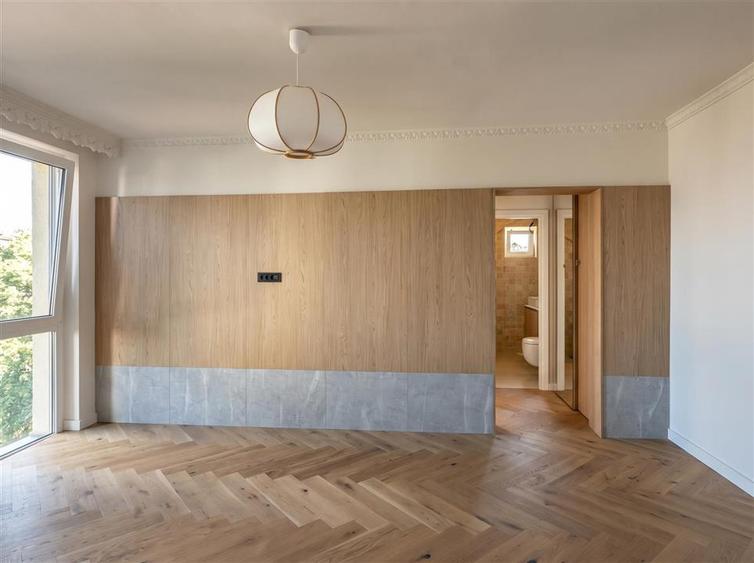 Apartament cu 2 camere semidecomandat, mobilat în Ultracentral