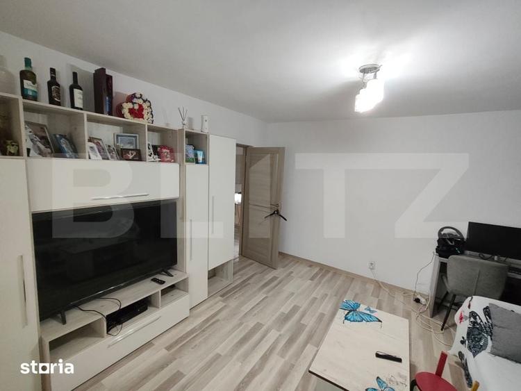 Apartament 3 camere, etaj 7/9 cu lift, 70 mp, zona Micro 6 - 8