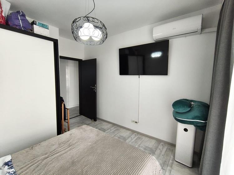 Apartament cu 3 camere decomandat, mobilat în Politehnica