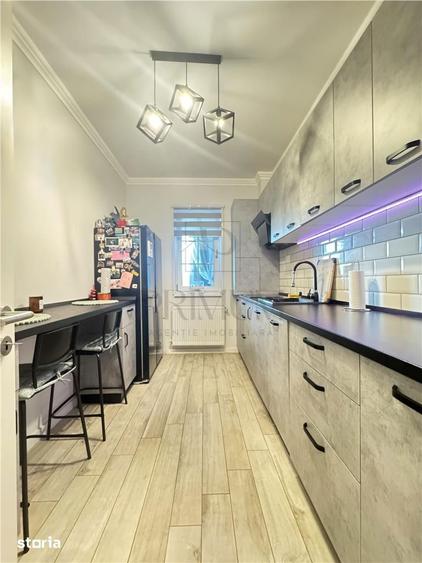 Apartament cu 3 camere în Girocului