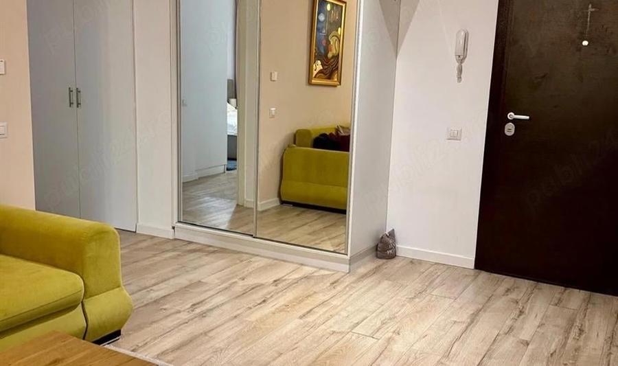 Apartament cu 2 camere semidecomandat în Pantelimon