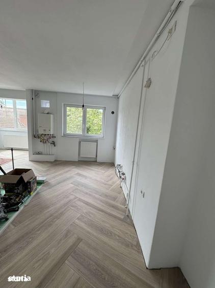 Apartament de vanzare 2 camere Iuliu Maniu, Podgoria Arad - 12