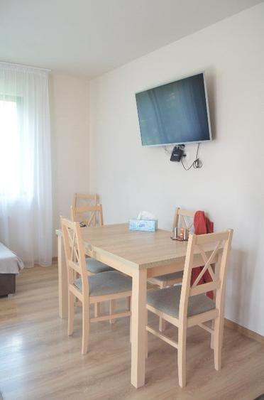 Apartament cu 3 camere decomandat în Valea Alba