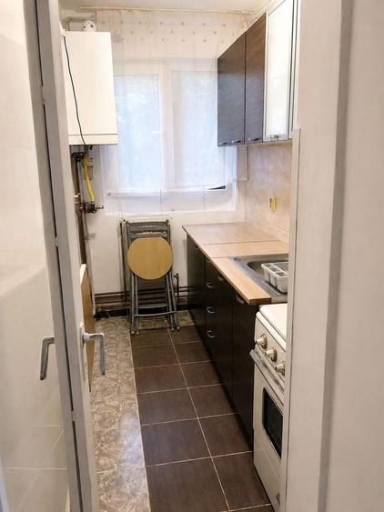 Apartament cu 2 camere decomandat în Girocului