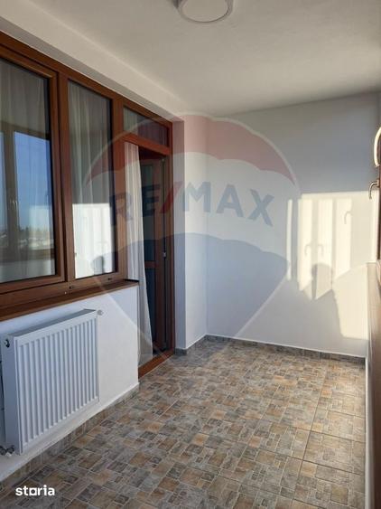 Apartament cu 2 camere, mobilat în Central