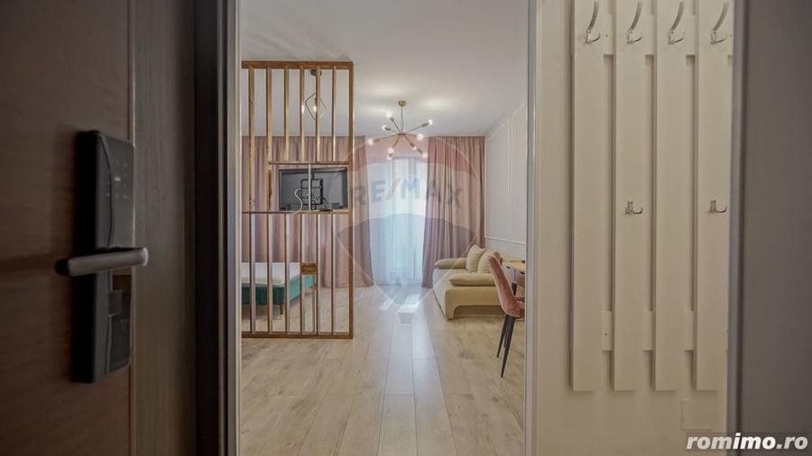 Apartament cu 4 camere semidecomandat, mobilat în Drumul Poienii
