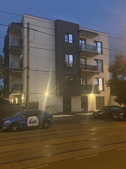 Apartament cu 2 camere decomandat în Prelungirea Ferentari