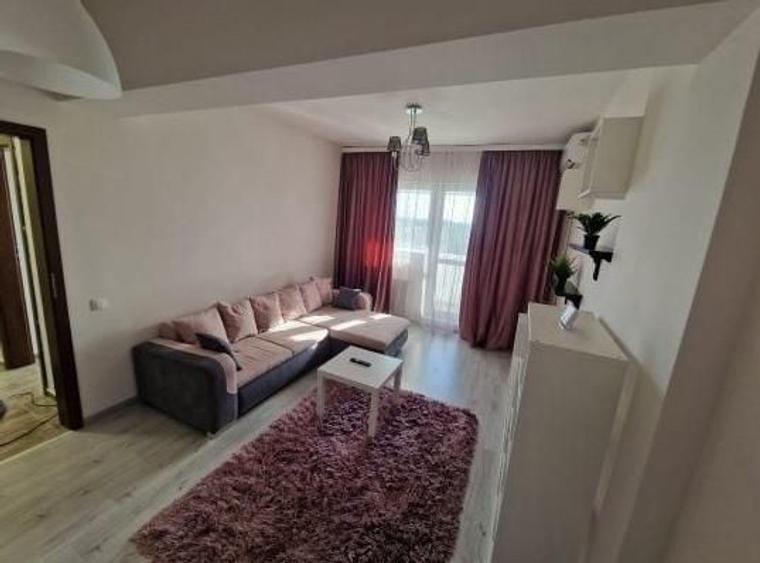 Apartament cu 2 camere decomandat, mobilat în Apărătorii Patriei