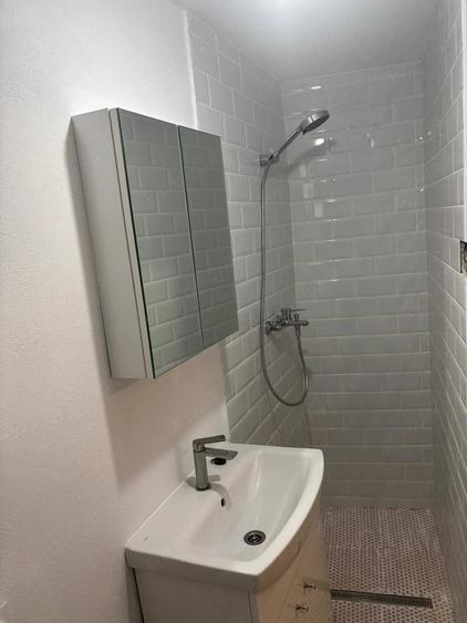 Spațiu comercial, de 14 mp, în Central