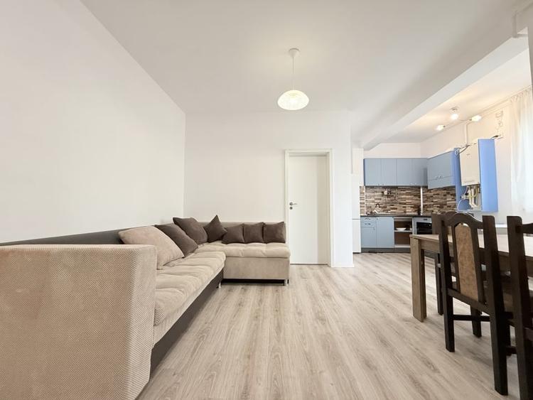 Apartament cu 2 camere nedecomandat, mobilat în Tomis Nord