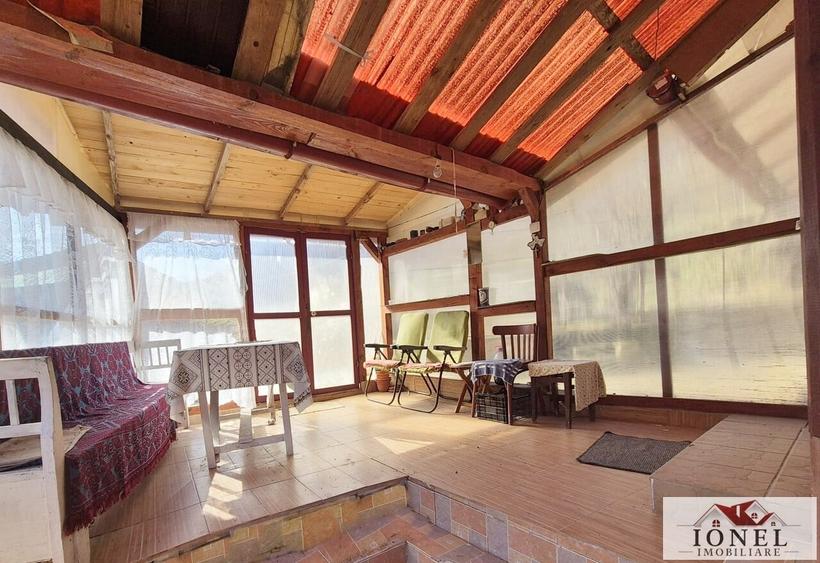 Casă individuală cu 2 camere cu Teren 9544 Mp în Meteș