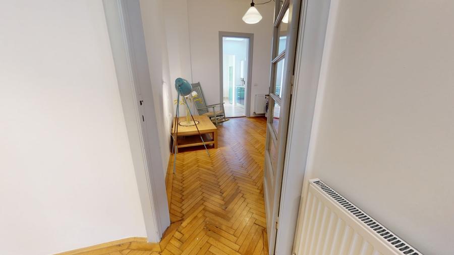 Apartament cu 3 camere în Clucerului