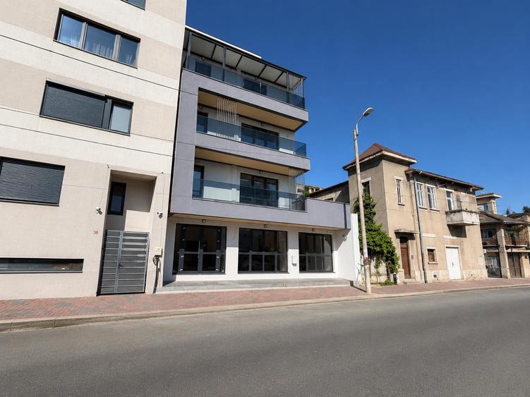 Birou, de 950 mp, în Unirii