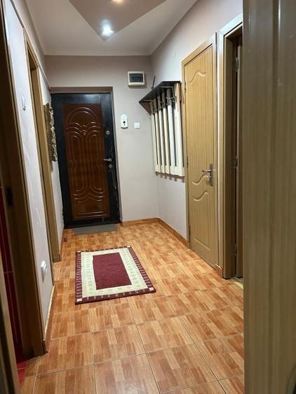 Apartament cu 3 camere decomandat în Ultracentral
