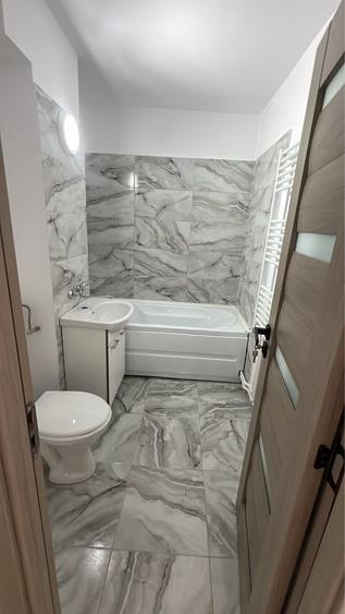 Apartament cu 2 camere decomandat în Km 5