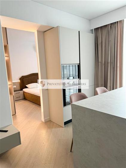 Apartament cu 2 camere semidecomandat, mobilat în Pipera