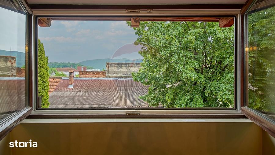 3 camere tip casa, parcare proprie, pod ?i magazie, Str. Lunga - 5