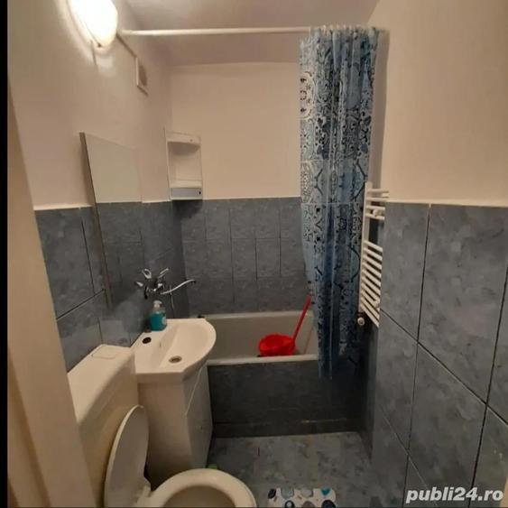 Garsonieră decomandată în Central