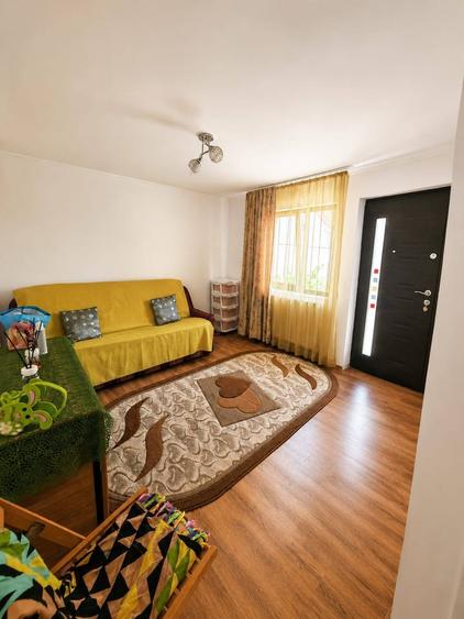 Vindem casa in Corbu - 4