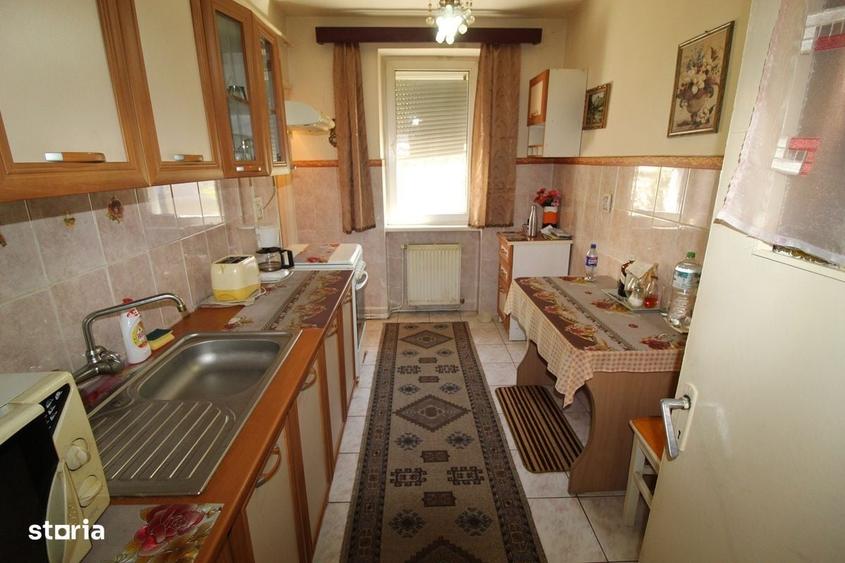 Apartament cu 4 camere în Batiz