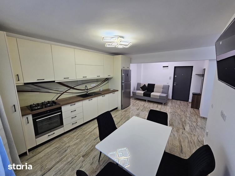 Apartament cu 3 camere decomandat în Dâmbul Rotund