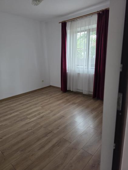 Casă cu 2 camere cu Teren 150 Mp în Exterior Vest