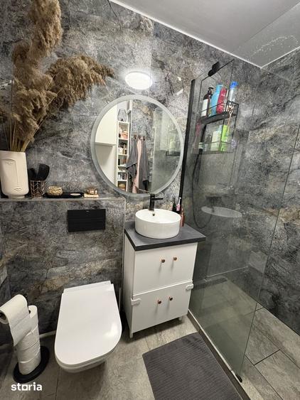 Apartament cu 2 camere nedecomandat în Aleea Carpați