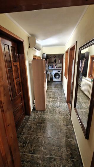 Casă cu 4 camere cu Teren 185 Mp în Coiciu
