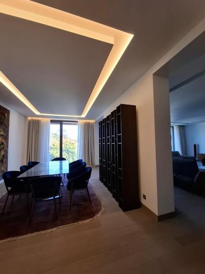 Apartament cu 5 camere decomandat, mobilat în Kiseleff