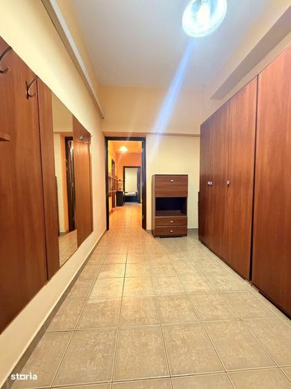 Apartament cu 2 camere, mobilat în Romană