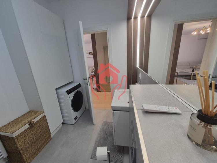 Apartament cu 2 camere semidecomandat, mobilat în Băneasa