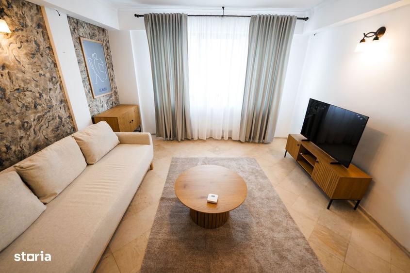 Apartament cu 2 camere decomandat, mobilat în Central